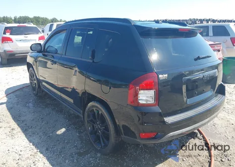 2014 Jeep Compass Altitude z USA, uszkodzony, nr VIN 1C4NJCBA3ED732293